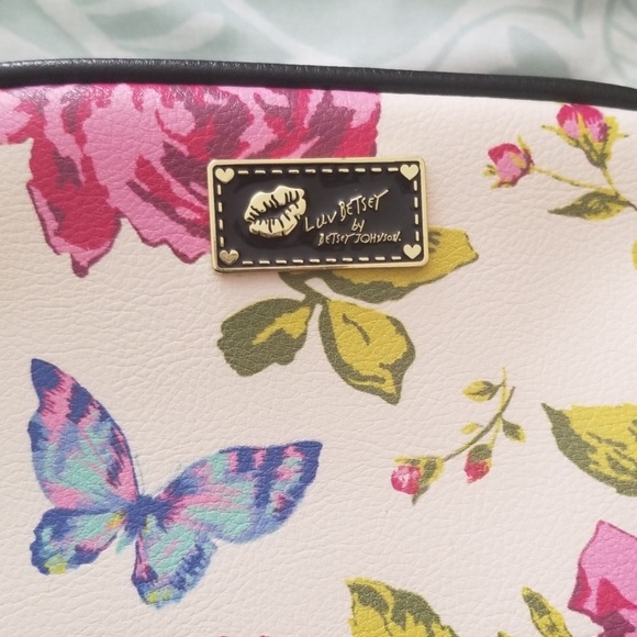 Betsey Johnson handbag - Picture 3 of 8